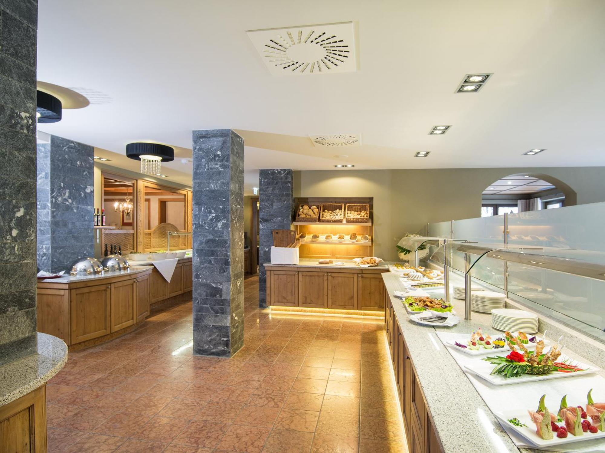 Alpinresort Valsaa - Sport & Spa Saalbach-Hinterglemm Dış mekan fotoğraf